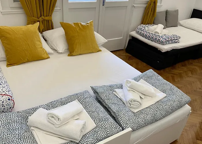 Iris Oasis Apartament *