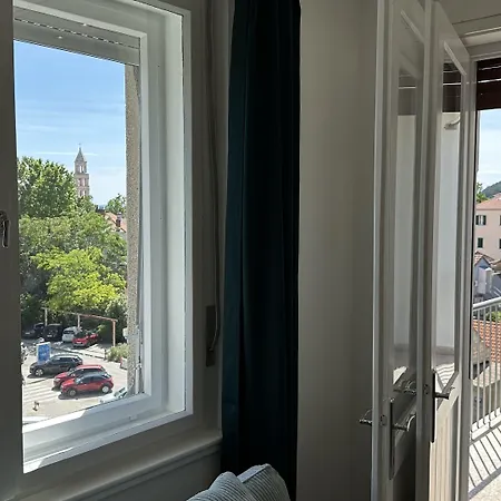 Iris Oasis 아파트 *