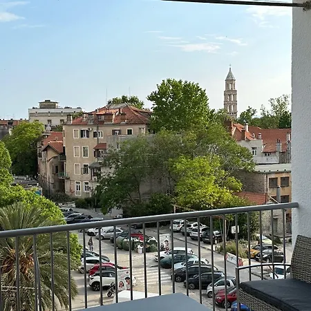 Iris Oasis * 스플리트