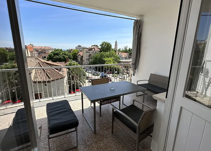 Iris Oasis Apartmán *