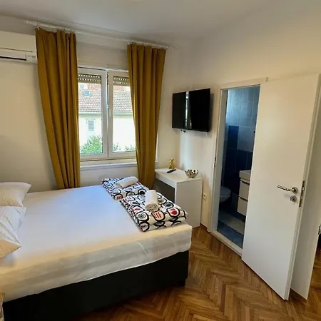 Apartman Iris Oasis