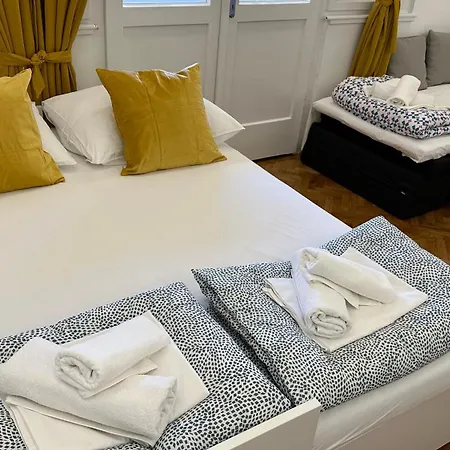 Iris Oasis Apartment *
